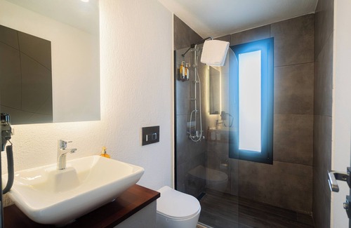 Cesme Hotel | Blanco