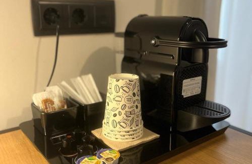 La Xerea House | Blanq Comedias