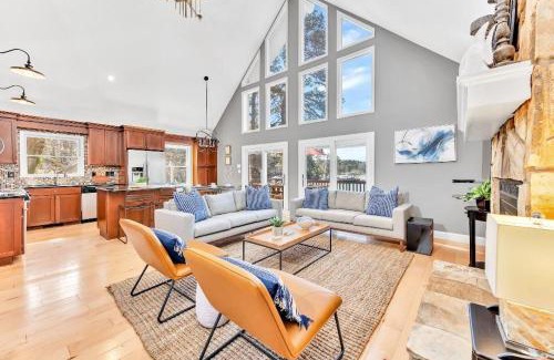Mayhew House | Blarney Bay