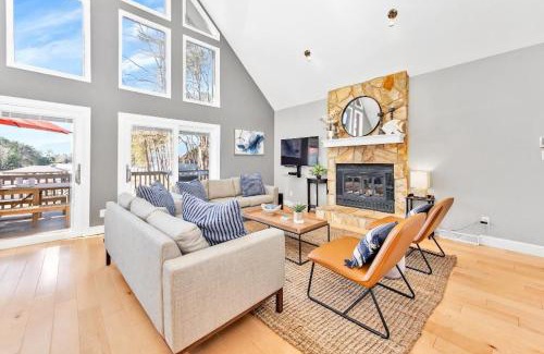 Mayhew House | Blarney Bay