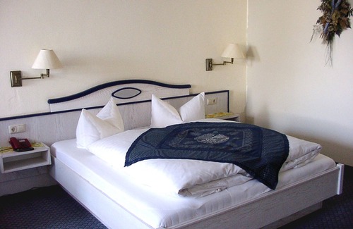 Neuwiese House | Blaudruck rooms - Country Hotel "Neuwiese" with traditional inn "At the Mill"