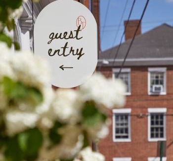 West End Hotel | Blind Tiger Portland - Danforth Street Guest House
