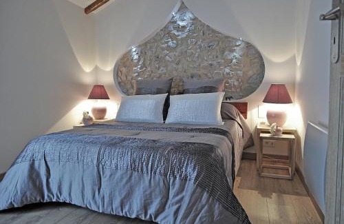 Couteron Villa | Bliss Near Aix-en-Provence