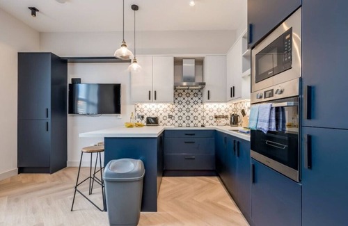 Belfast City Centre Apartment | Bliss Stay Belfast: University Street - LUXURY apartment
