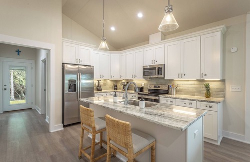 Magnolia Bluffs House | Blissful Coast Escape—Seaside Charm, Tons of Extras + Close to Everything!
