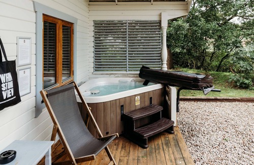 Great Ayton Cabin | Blissful Corner Lodge Great Ayton Yorkshire - sleeps 2 guests with breakfast included