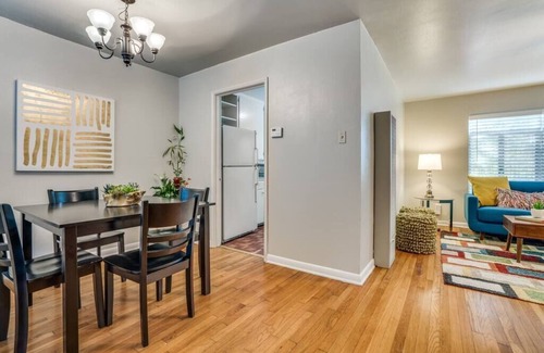 Uptown Condo | Blissful Stay in Alamo Heights