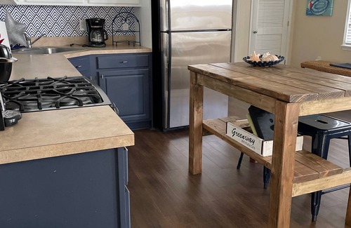 North End House | Block Party weekend NOW available.