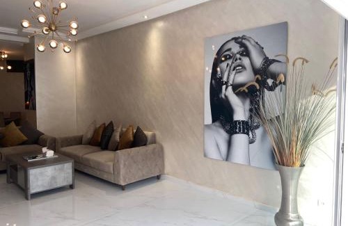 Ville Nouvelle Apartment | Bloemen Huis