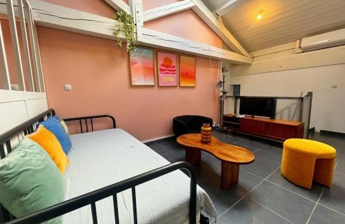 Republique - Tolstoi Apartment | Blossum - appartement 6 personnes - check in h24 - wifi