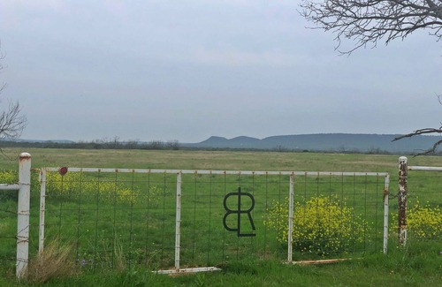 Graford House | BLR Ranch -tranquility & adventure awaits near DFW, mins from PK Lake