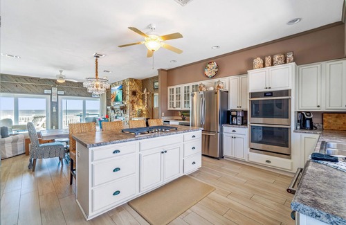 Villa Primera House | Blue Angel | Gulf Front, Great for Families! Pool table, Great Outdoor Space with Bar/Grill!