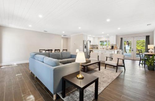 East Naples House | Blue Banyan Boathouse