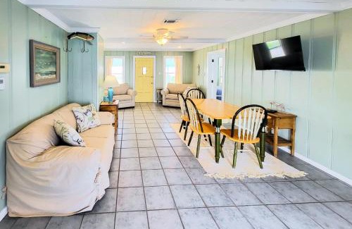 Rockport House | Blue Bay Breeze