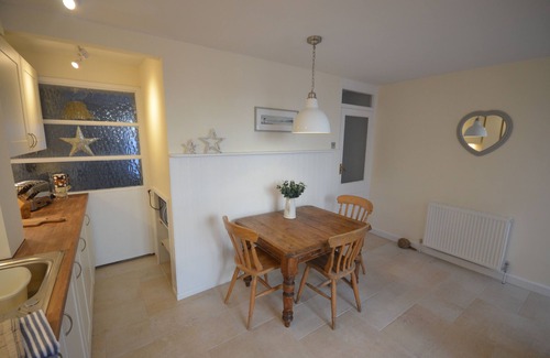 Weymouth Cottage | Blue Bay Cottage - Beautiful Cottage near the Harbour in Weymouth