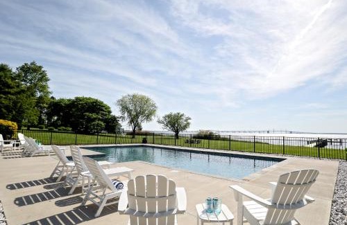 Stevensville House | Blue Bay Haven