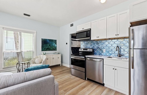 Crystal Shores Condo | Blue Bungalow 7A/B-Luxury Beach Cottage-Destin