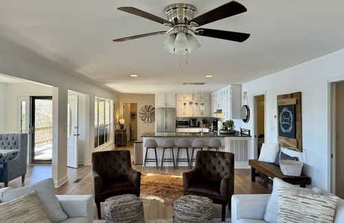 Crane Hill House | Blue Cottage at Sunset Cove, Bunk room 2 story dock! Best views!