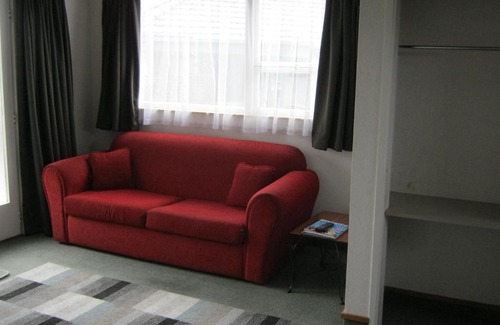 Timaru Hotel | Blue Dolphin Motel
