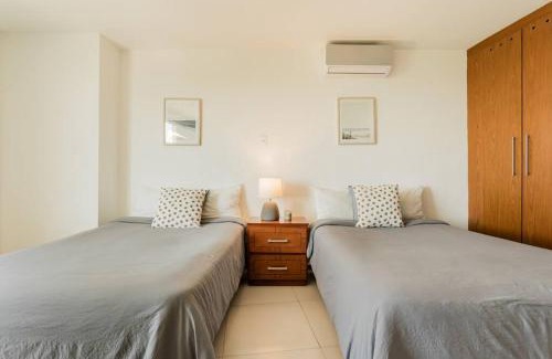 Puerto Juarez Apartment | BLUE DREAM Beachfront 2 BDR by Casa Paraiso