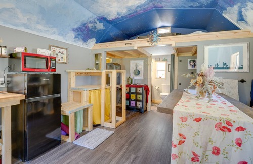 Rising Fawn Apartment | 'Blue Dream' Cabin in Rising Fawn w/Fire Pit!