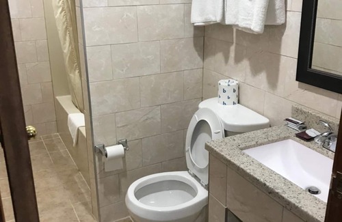 Tonawanda Hotel | Blue Falls Motel