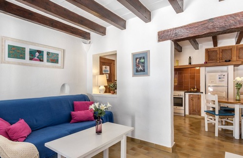 Cala San Vicente House | Blue fisherman house 2 By home villas 360