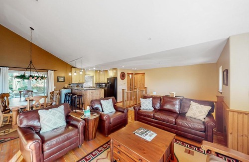 Big Sky Apartment | Blue Grouse #14