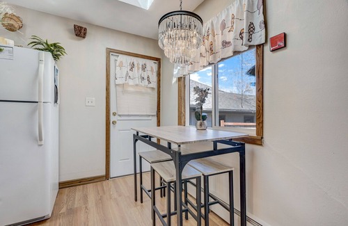 Colorado Springs House | Blue Haven - Pet Friendly Home near the Broadmoor!