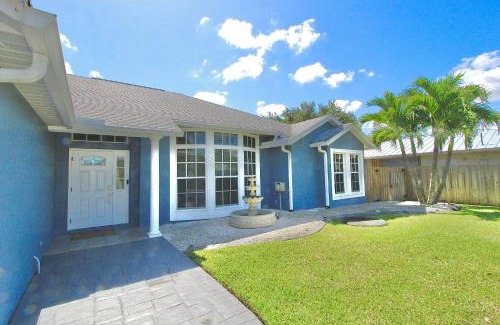 Port Saint Lucie House | Blue Haven Villa 3 Bedroom 2 Bathroom Home
