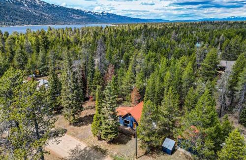 Tamarack Resort House | Blue Haven - Wooded, pet friendly home w/trailer parking, AC, and deck