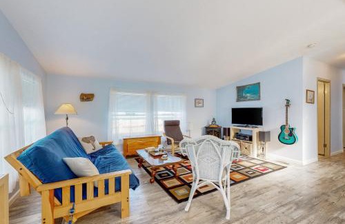 Rockaway Beach House | Blue Heaven Beach House