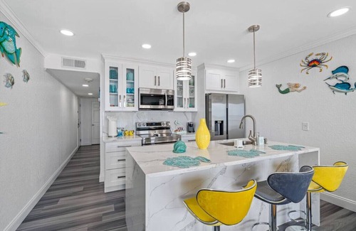 Rocky Point Condo | Blue Heaven Paradise Luxury unit - Tampa bay views