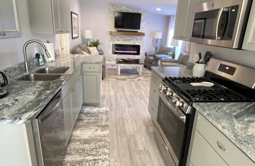 Boyne City House | Blue Heron: Pet friendly: Bike & Walk