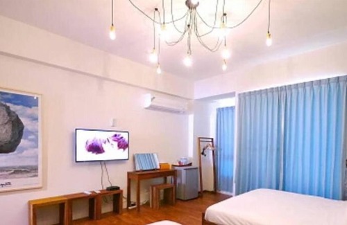 Gongtouli Bed & Breakfast | Blue Heron