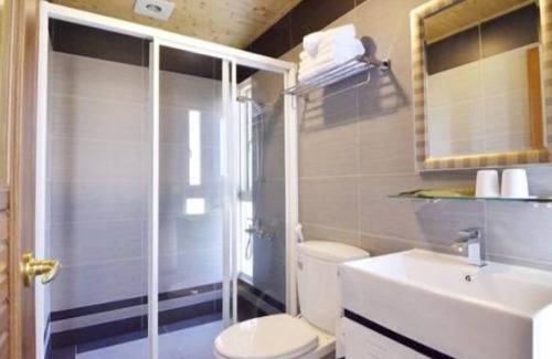 Gongtouli Bed & Breakfast | Blue Heron