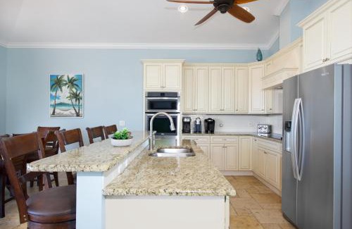 Fort Myers Beach House | Blue Horizon by Sun Palace Vacations