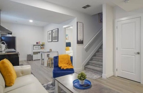West Edmonton Condo | Blue Ivory in Secordn