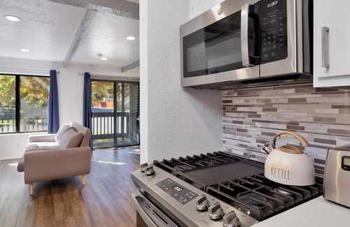 Boulder Bay Condo | Blue JAY Getaway #2082