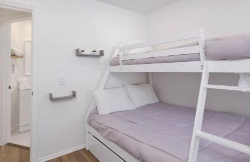 Boulder Bay Apartment | Blue Jay Getaway #2082 by Big Bear Vacations