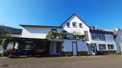 Nehren Apartment | Blue Lagoon