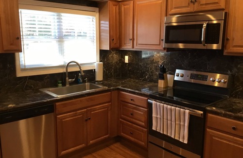 Clayton Apartment | Blue Moon Vacation Rentals Downtown Clayton