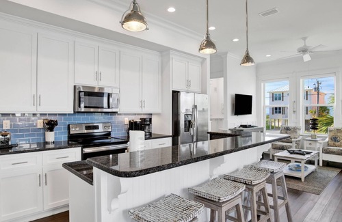 Gulf Shores House | Blue Paradise ~ Outdoor Pool, Beach Access + $400 in FREE Activities Daily ~ Zoo/Parasailing + More