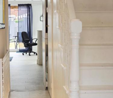 Clacton-on-Sea House | Blue Peak Lodge