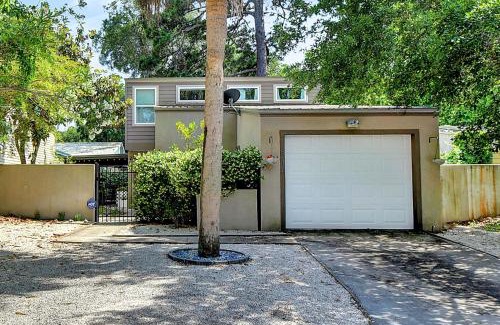 Saint Simons Island House | Blue Pelican
