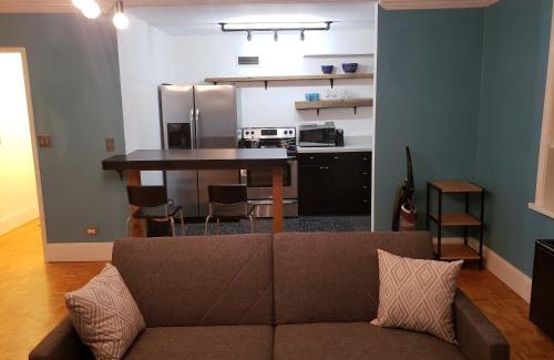 Downtown Atlanta Apartment | Blue Penthouse in the City