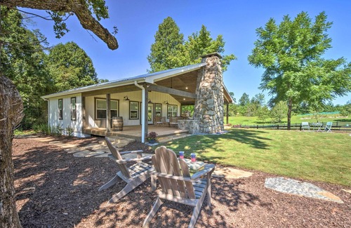 Blue Ridge Cottage | Blue Ridge Cottage: Modern Solace in the Mountains