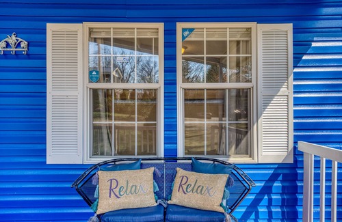 Asheville House | Blue Ridge Haven: Close: 5 mins to Biltmore House & 10 mins to Downtown
