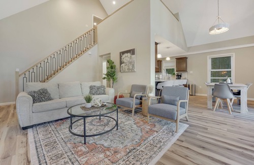 Heavens Holler Ski Chalet | Blue Ridge Mountain Views Lux Home in the Trees