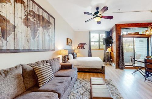 Historic District Hotel | Blue River Escapade